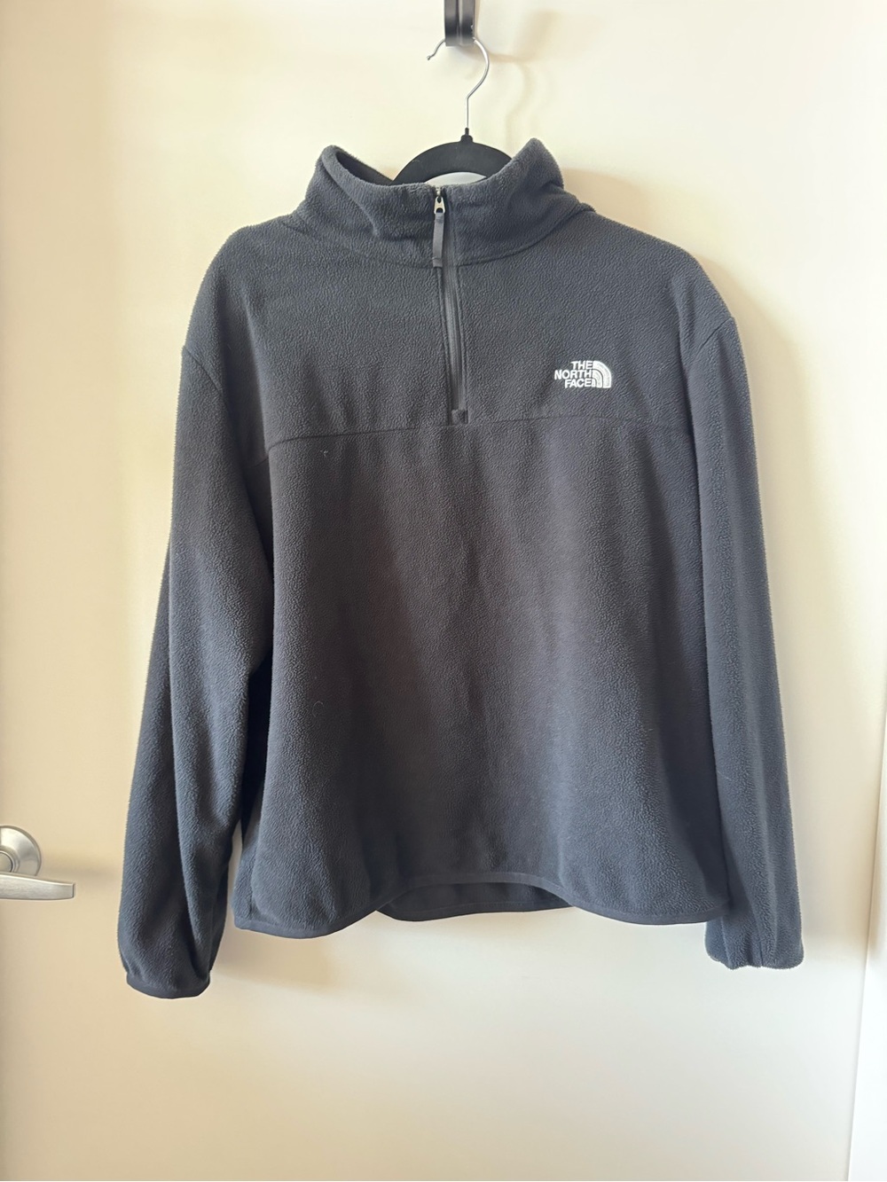 The North Face Women’s Black Half-Zip Fleece Pullover